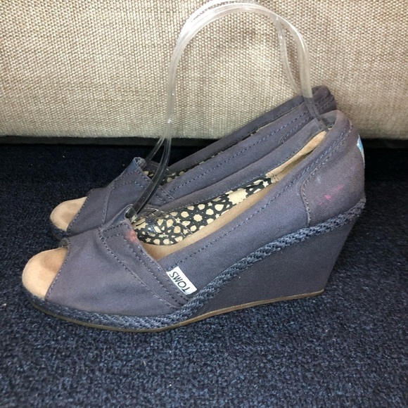 TOMS Blue Calypso Espadrille Peep Toe Canvas Wedge Heels Size 7 - Picture 2 of 11